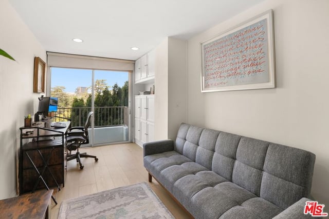 10501 Wilshire Boulevard 902, Los Angeles, CA 90024 — photo 12 of 22