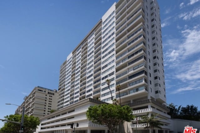 10501 Wilshire Boulevard 902, Los Angeles, CA 90024 — photo 16 of 22