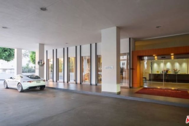 10501 Wilshire Boulevard 902, Los Angeles, CA 90024 — photo 17 of 22