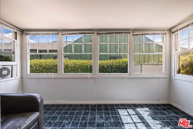 330 N Gower Street, Los Angeles, CA 90004 — photo 10 of 25