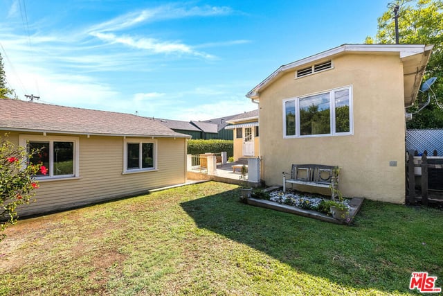 330 N Gower Street, Los Angeles, CA 90004 — photo 20 of 25