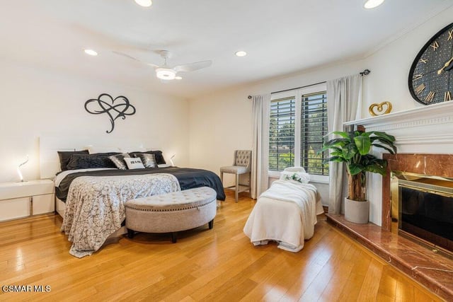 18102 Burbank Boulevard 29, Tarzana, CA 91356 — photo 14 of 24