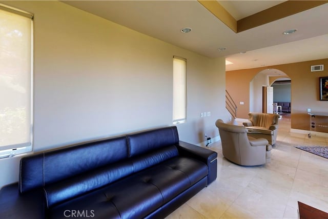 4936 Llano, Woodland Hills, CA 91364 — photo 13 of 52