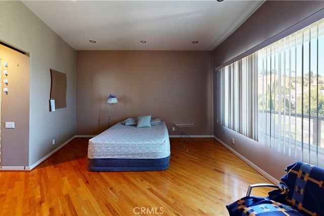 4936 Llano, Woodland Hills, CA 91364 — photo 46 of 52