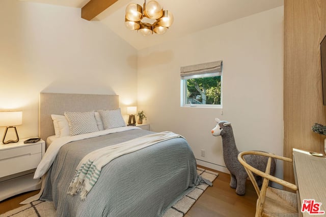 365 Norcroft Avenue, Los Angeles, CA 90024 — photo 32 of 47