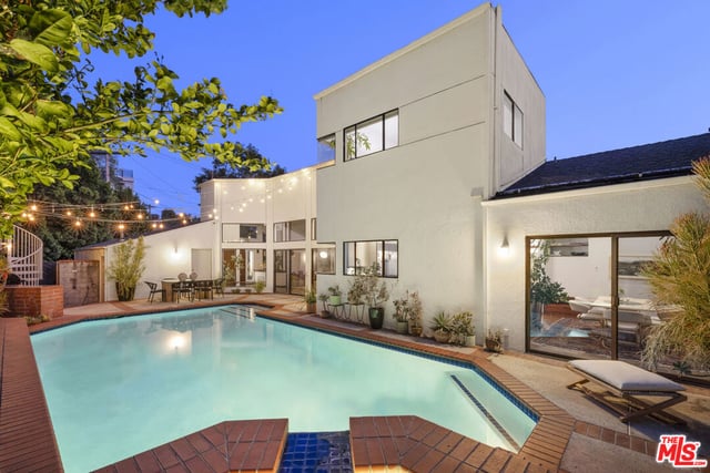 2549 Canyon Oak Drive, Los Angeles, CA 90068 — photo 2 of 21