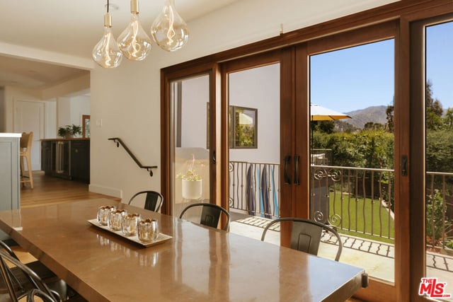 685 Wonder View Drive, Calabasas, CA 91302 — photo 25 of 45