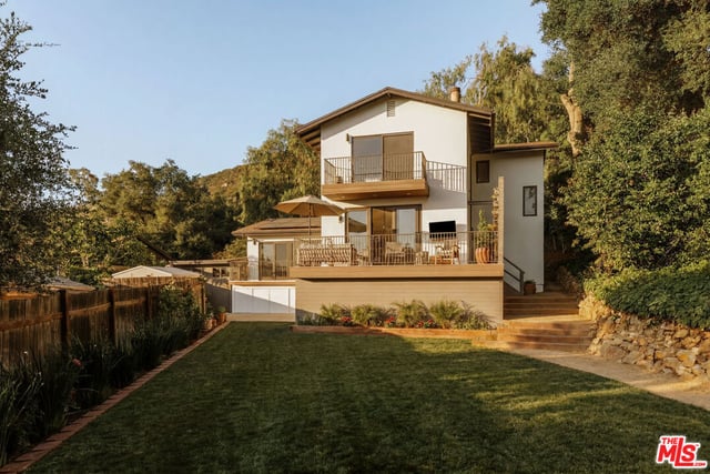 685 Wonder View Drive, Calabasas, CA 91302 — photo 38 of 45