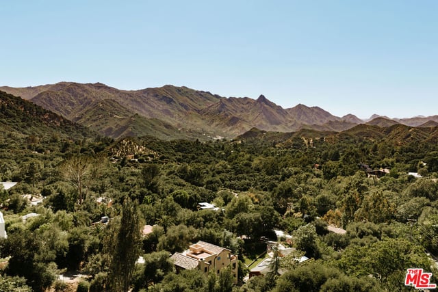 685 Wonder View Drive, Calabasas, CA 91302 — photo 43 of 45