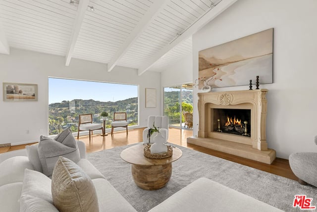 7132 Macapa Drive, Los Angeles, CA 90068 — photo 9 of 27
