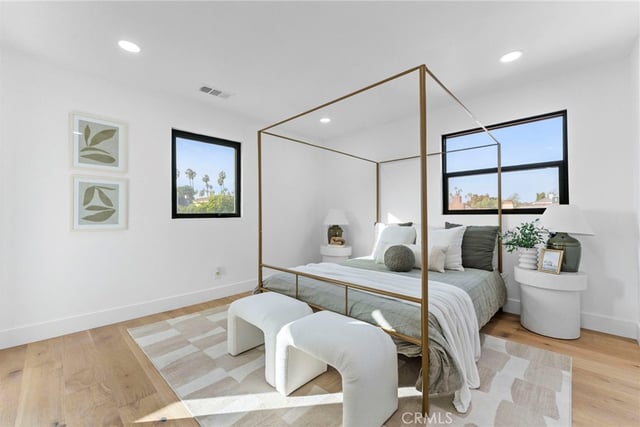 5334 Hillcrest Drive, Los Angeles, CA 90043 — photo 24 of 37