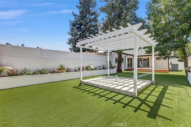 7508 Claire Avenue, Reseda, CA 91335 — photo 26 of 39