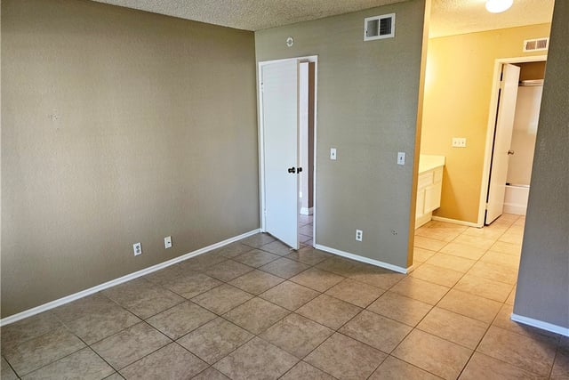 2554 Olive Drive 9, Palmdale, CA 93550 — photo 17 of 24