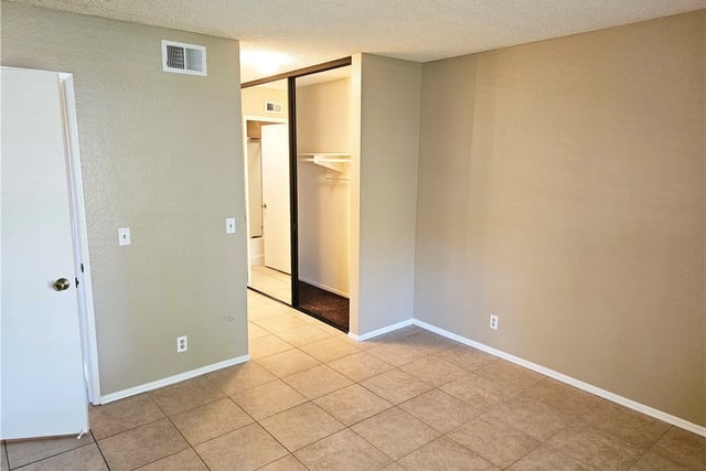 2554 Olive Drive 9, Palmdale, CA 93550 — photo 18 of 24