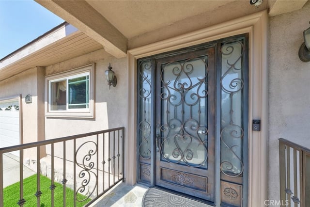 6415 Varna Avenue, Van Nuys, CA 91401 — photo 15 of 57