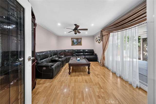 6415 Varna Avenue, Van Nuys, CA 91401 — photo 19 of 57