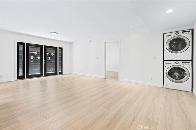 2121 Beloit Avenue 112, Los Angeles, CA 90025 — photo 14 of 37