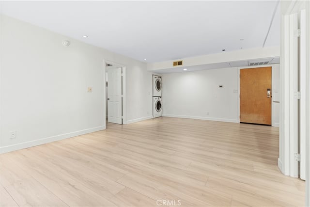 2121 Beloit Avenue 112, Los Angeles, CA 90025 — photo 16 of 37