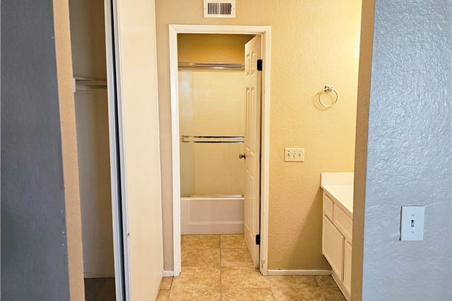 2554 Olive Drive 19, Palmdale, CA 93550 — photo 14 of 24