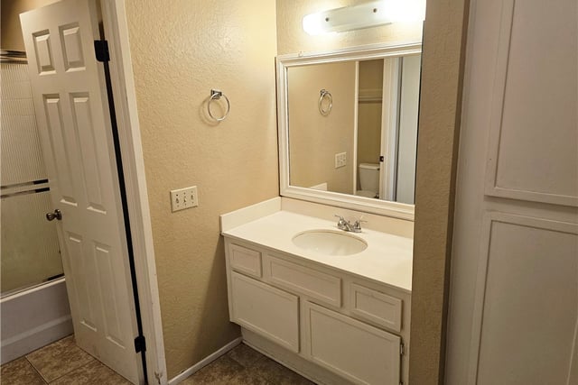 2554 Olive Drive 19, Palmdale, CA 93550 — photo 15 of 24