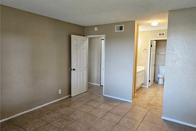 2554 Olive Drive 19, Palmdale, CA 93550 — photo 17 of 24