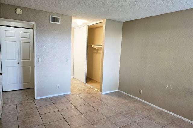 2554 Olive Drive 19, Palmdale, CA 93550 — photo 18 of 24