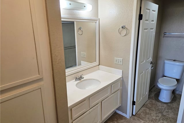 2554 Olive Drive 19, Palmdale, CA 93550 — photo 22 of 24