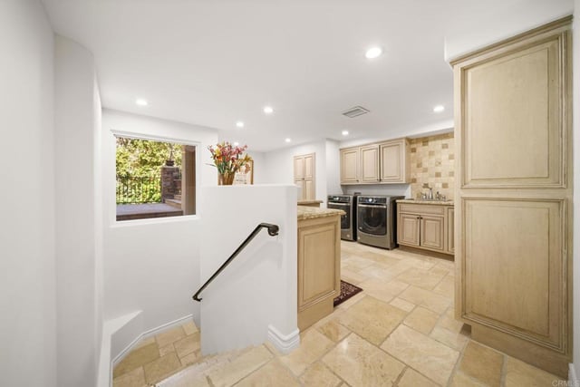 11947 IREDELL STREET, Studio City, CA 91604 — photo 37 of 74
