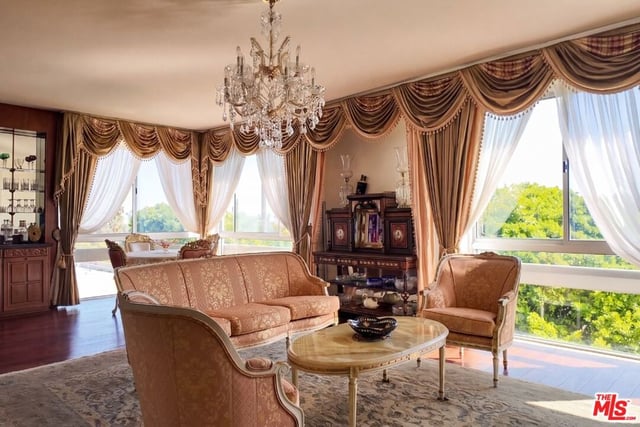 318 N Maple Drive 506, Beverly Hills, CA 90210 — photo 4 of 17