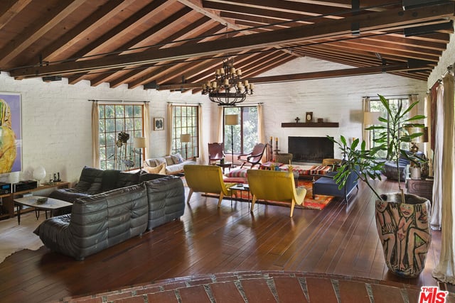2840 Seattle Drive, Los Angeles, CA 90046 — photo 5 of 21