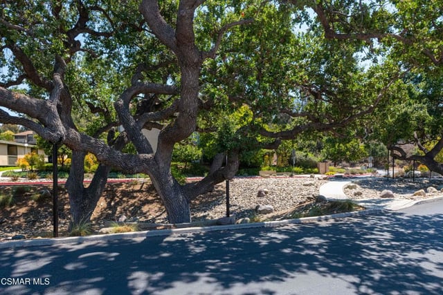 460 Arbor Lane Court #203, Thousand Oaks, CA 91360 — photo 31 of 32