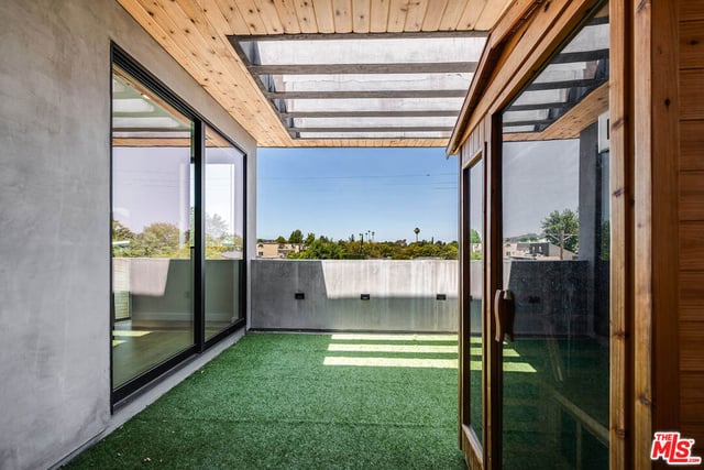 4425 Studio Place, Studio City, CA 91602 — photo 39 of 44