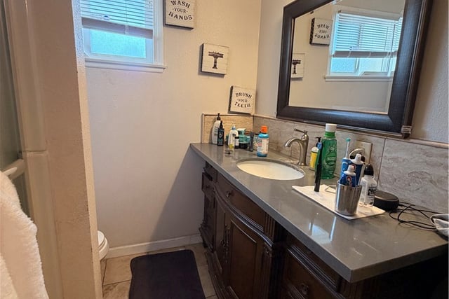 22233 Roscoe, West Hills, CA 91304 — photo 10 of 17