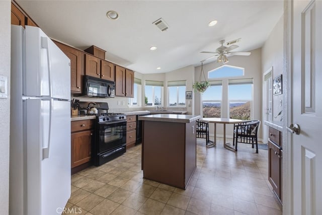 23777 Mulholland Highway 61, Calabasas, CA 91302 — photo 3 of 30