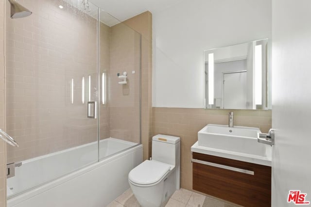 6735 Yucca Street 307, Los Angeles, CA 90028 — photo 18 of 32