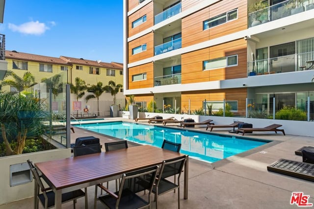 6735 Yucca Street 307, Los Angeles, CA 90028 — photo 24 of 32