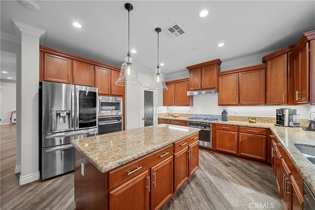 28649 Farrier, Valencia, CA 91354 — photo 16 of 54