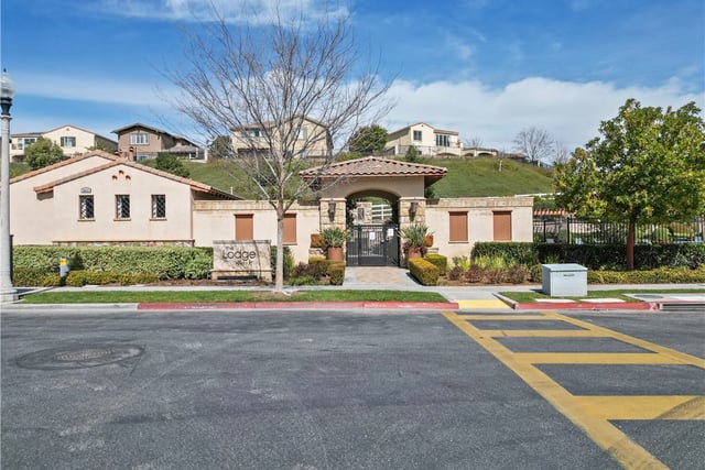 28649 Farrier, Valencia, CA 91354 — photo 52 of 54