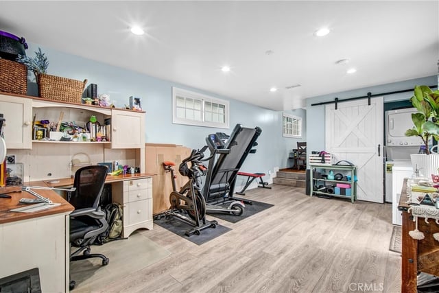8645 Wakefield, Panorama City, CA 91402 — photo 19 of 36