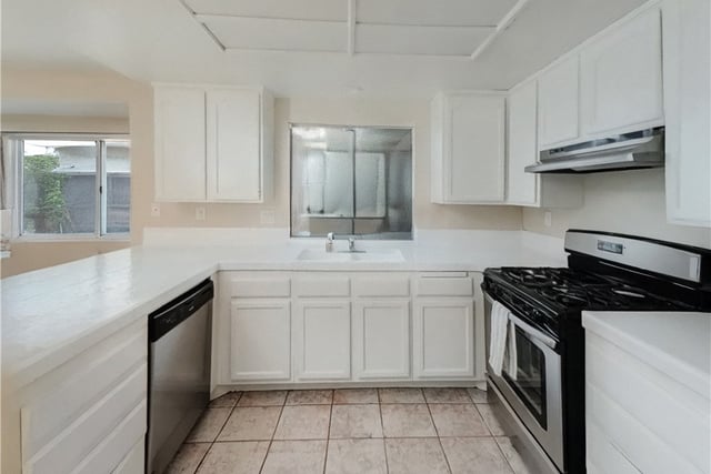 37928 50th St E, Palmdale, CA 93552 — photo 4 of 5