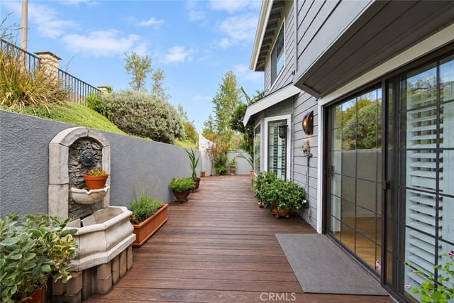 2607 Dove Creek Lane B, Pasadena, CA 91107 — photo 22 of 49