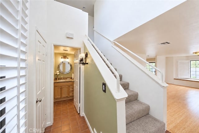 2607 Dove Creek Lane B, Pasadena, CA 91107 — photo 5 of 49