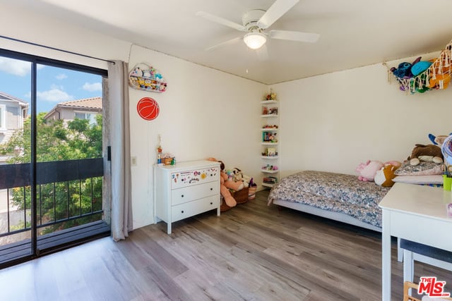 9376 Moonbeam Avenue 9, Panorama City, CA 91402 — photo 13 of 16