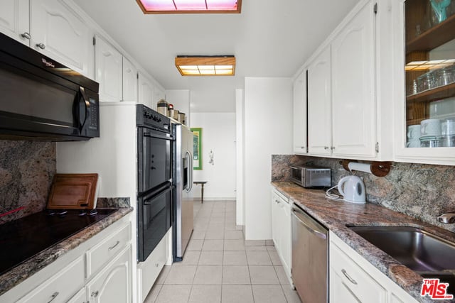 100 S Doheny Drive 512, Los Angeles, CA 90048 — photo 17 of 37