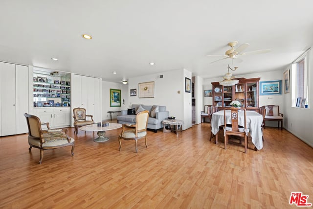 100 S Doheny Drive 512, Los Angeles, CA 90048 — photo 8 of 37