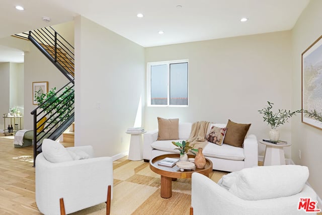 12209 Havelock Avenue, Culver City, CA 90230 — photo 3 of 35
