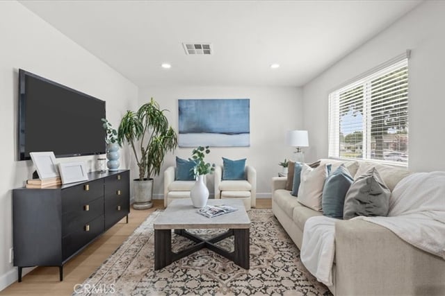 2409 Pepperwood Avenue, Long Beach, CA 90815 — photo 5 of 52