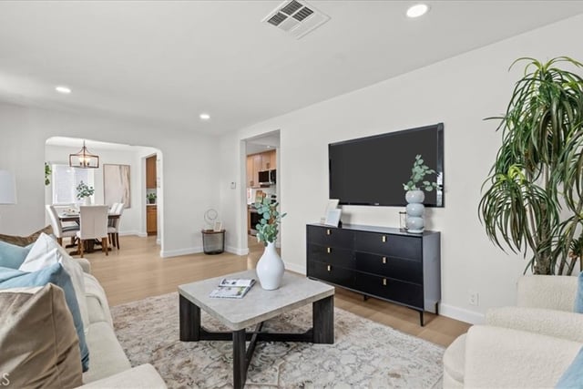 2409 Pepperwood Avenue, Long Beach, CA 90815 — photo 7 of 52