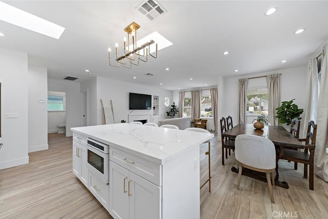 618 N Pass, Burbank, CA 91505 — photo 4 of 33