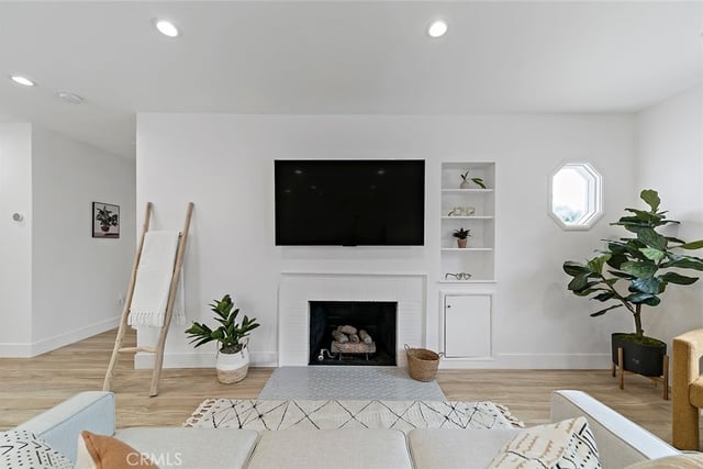 618 N Pass, Burbank, CA 91505 — photo 5 of 33